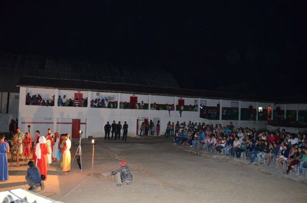 Auto da Paixão de Cristo 01