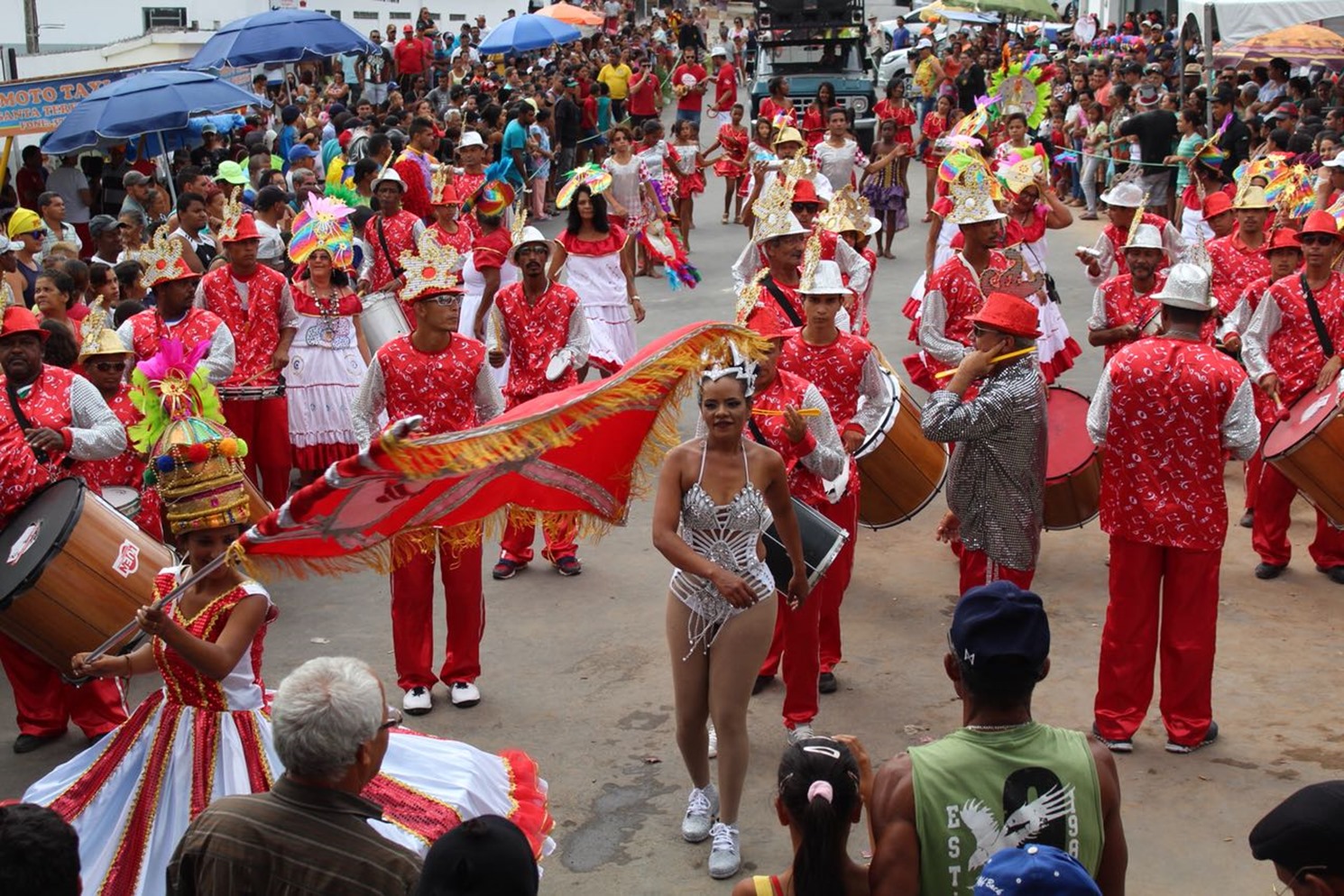 Carnaval Magano_11.02.18_Camila Queiroz (7)