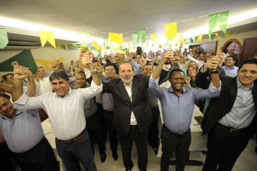 ARMANDO MONTEIRO EM ALMOÇO NA CHURRASCARIA SAL E BRASA COM PASTORES E LIDERANCAS DA IGREJA UNIVERSAL (PRB)